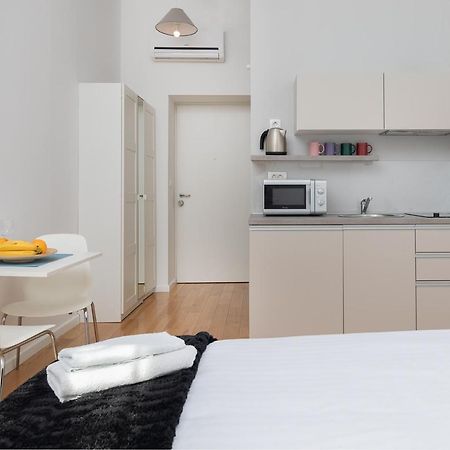 Modern Studio Near Park Zrinjevac And Main Square 萨格勒布 外观 照片